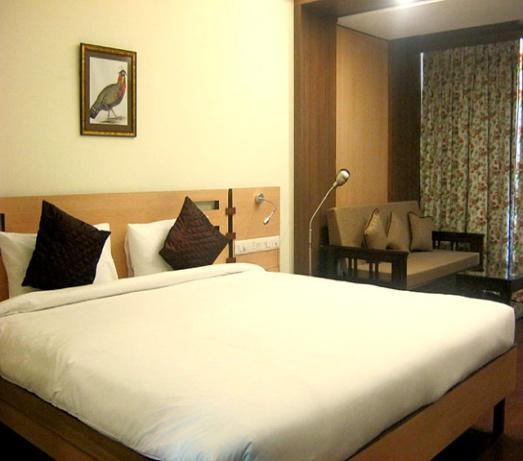Savoy Greens Hotel Kasauli Buitenkant foto