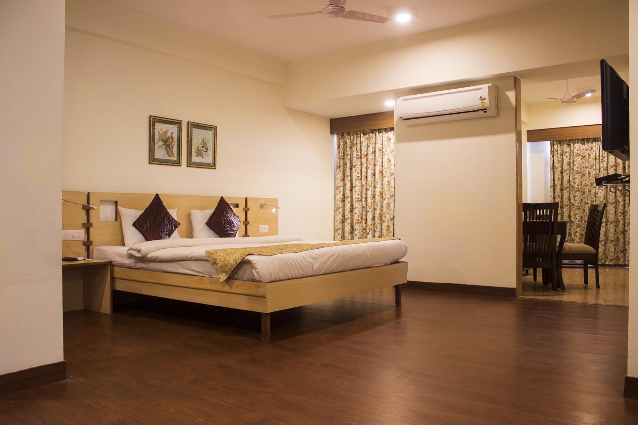 Savoy Greens Hotel Kasauli Buitenkant foto